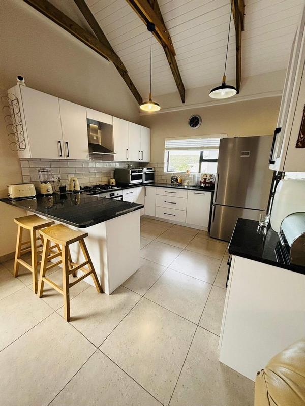 3 Bedroom Property for Sale in Stilbaai Wes Western Cape